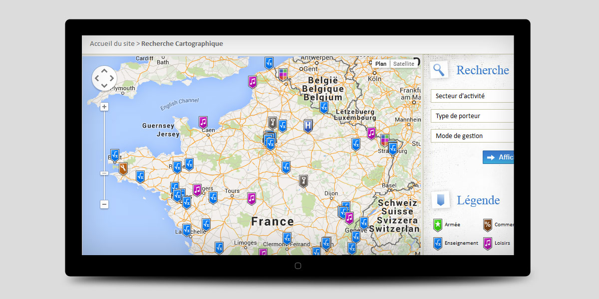 Développement et intégration CSS d'un annuaire Google Map sur le web 